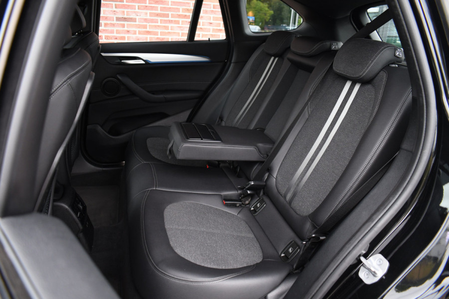 BMW X1 xDrive25e M-Sport Trekhaak 19inch DAB El-Klep