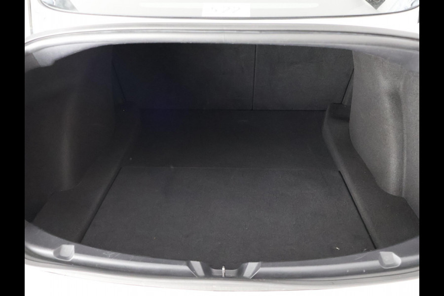 Tesla Model 3 Long Range AWD 75 kWh ACCU 87% | Dodehoek detectie | Voorstoelen verwarmd |