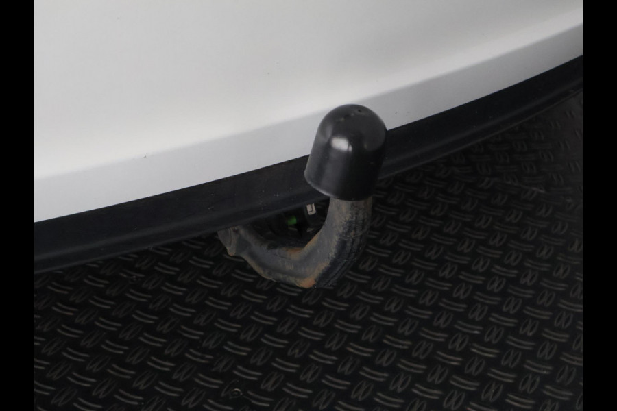 Tesla Model 3 Long Range AWD 75 kWh ACCU 87% | Dodehoek detectie | Voorstoelen verwarmd |