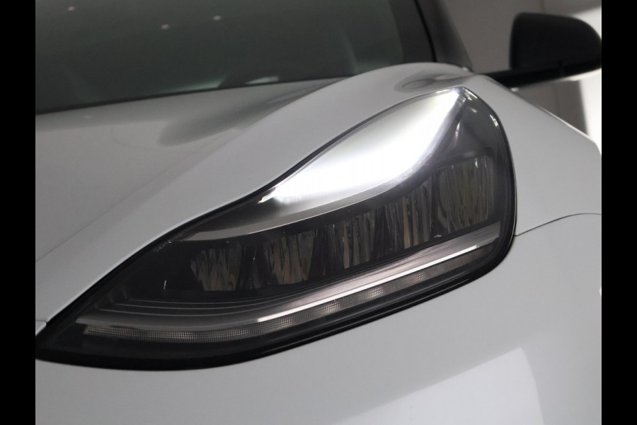 Tesla Model 3 Long Range AWD 75 kWh ACCU 87% | Dodehoek detectie | Voorstoelen verwarmd |