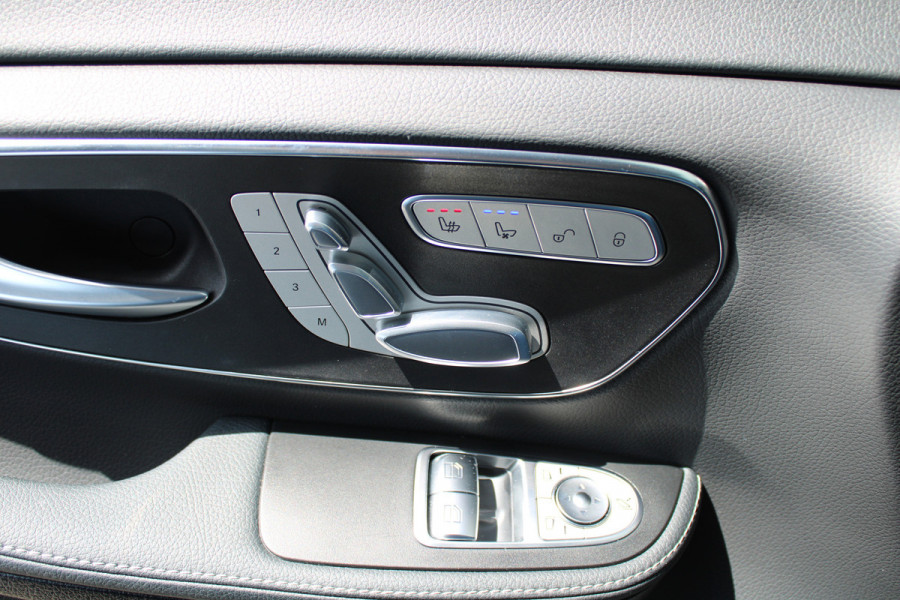 Mercedes-Benz V-Klasse 300d / DC / AMG / 4-Matic / Luchtvering / Panorama / 2x Elec Schuifd / 360 Cam / Burmester / Vol Opties / NIEUWSTAAT