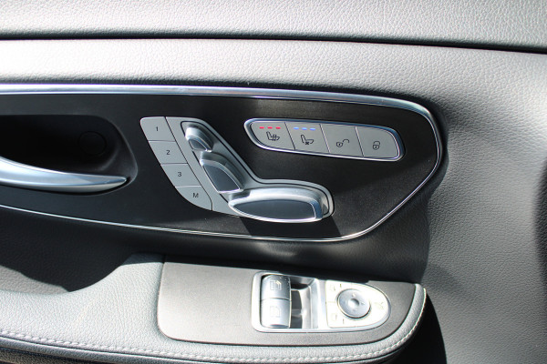 Mercedes-Benz V-Klasse 300d / DC / AMG / 4-Matic / Luchtvering / Panorama / 2x Elec Schuifd / 360 Cam / Burmester / Vol Opties / NIEUWSTAAT