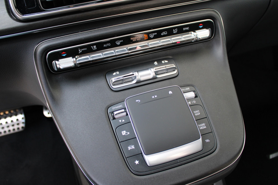 Mercedes-Benz V-Klasse 300d / DC / AMG / 4-Matic / Luchtvering / Panorama / 2x Elec Schuifd / 360 Cam / Burmester / Vol Opties / NIEUWSTAAT