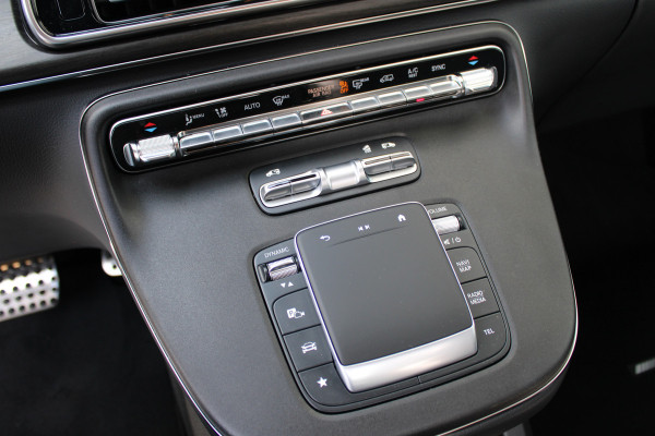 Mercedes-Benz V-Klasse 300d / DC / AMG / 4-Matic / Luchtvering / Panorama / 2x Elec Schuifd / 360 Cam / Burmester / Vol Opties / NIEUWSTAAT