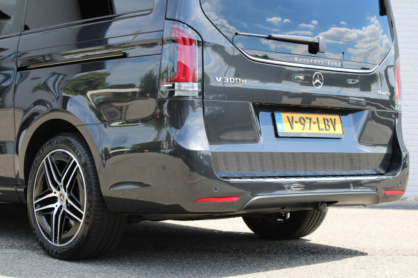 Mercedes-Benz V-Klasse 300d / DC / AMG / 4-Matic / Luchtvering / Panorama / 2x Elec Schuifd / 360 Cam / Burmester / Vol Opties / NIEUWSTAAT