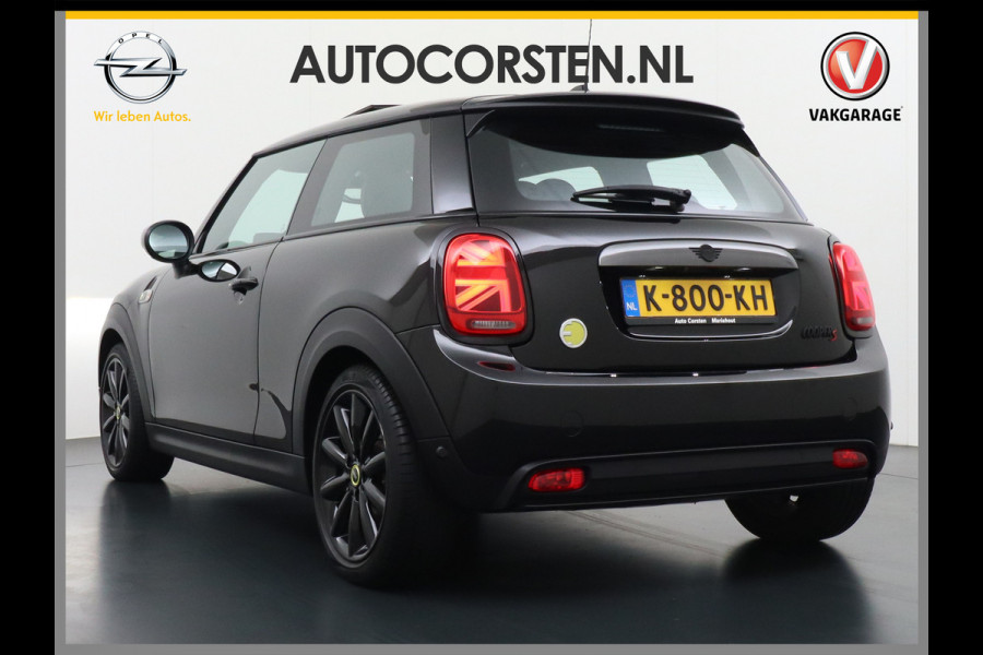 MINI Mini Electric AUT-184pk Charged Leer Navi Camera Harman/Kardon Apple Carplay Adaptive Matrix LED koplampen en LED achterlichten met Union Jack Lmv 17" Isofix Regen-Lichtsensor 3 fase tot 11kw / 16A laden thuis ! 42.000 nieuw! Wegenbelasting slechts 16Euro p/m