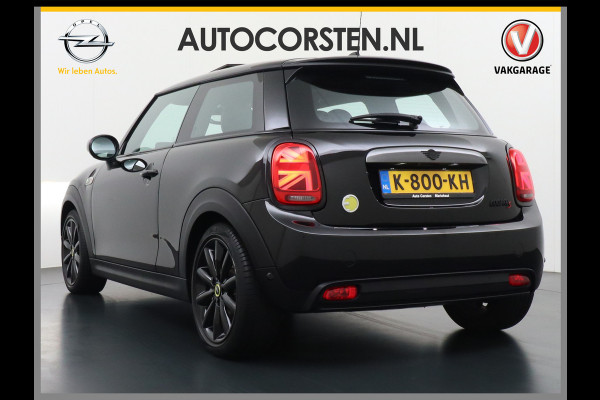 MINI Mini Electric AUT-184pk Charged Leer Navi Camera Harman/Kardon Apple Carplay Adaptive Matrix LED koplampen en LED achterlichten met Union Jack Lmv 17" Isofix Regen-Lichtsensor 3 fase tot 11kw / 16A laden thuis ! 42.000 nieuw! Wegenbelasting slechts 16Euro p/m
