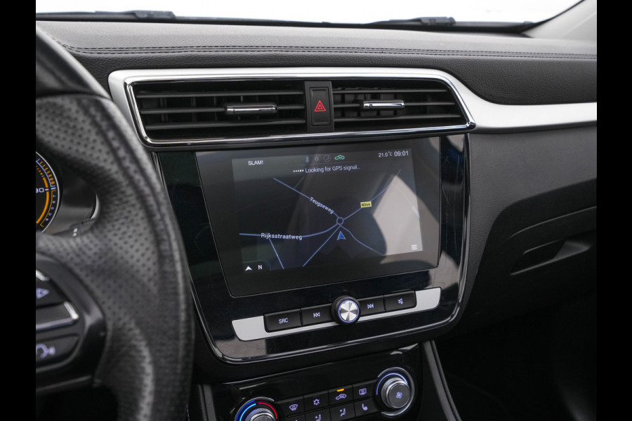 MG ZS EV Luxury 45 kWh (INCL-BTW) *PANO | FULL-LEATHER | CCS-FASTLOADER | KEYLESS | NAVI-FULLMAP | ADAPTIVE-CRUISE | CAMERA | HEATED-SPORT-SEATS | CARPLAY | BLINDSPOT | DAB | LANE-ASSIST | 17"ALU*