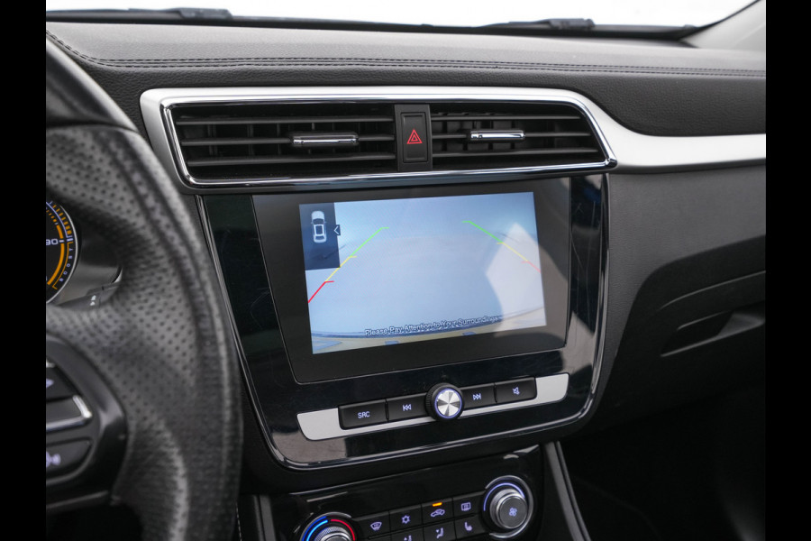 MG ZS EV Luxury 45 kWh (INCL-BTW) *PANO | FULL-LEATHER | CCS-FASTLOADER | KEYLESS | NAVI-FULLMAP | ADAPTIVE-CRUISE | CAMERA | HEATED-SPORT-SEATS | CARPLAY | BLINDSPOT | DAB | LANE-ASSIST | 17"ALU*