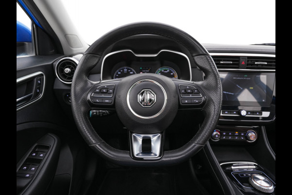 MG ZS EV Luxury 45 kWh (INCL-BTW) *PANO | FULL-LEATHER | CCS-FASTLOADER | KEYLESS | NAVI-FULLMAP | ADAPTIVE-CRUISE | CAMERA | HEATED-SPORT-SEATS | CARPLAY | BLINDSPOT | DAB | LANE-ASSIST | 17"ALU*