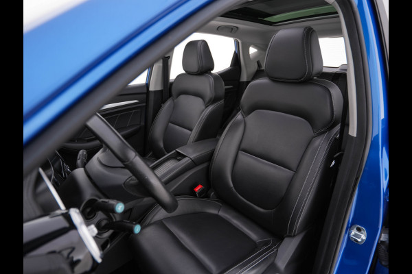 MG ZS EV Luxury 45 kWh (INCL-BTW) *PANO | FULL-LEATHER | CCS-FASTLOADER | KEYLESS | NAVI-FULLMAP | ADAPTIVE-CRUISE | CAMERA | HEATED-SPORT-SEATS | CARPLAY | BLINDSPOT | DAB | LANE-ASSIST | 17"ALU*