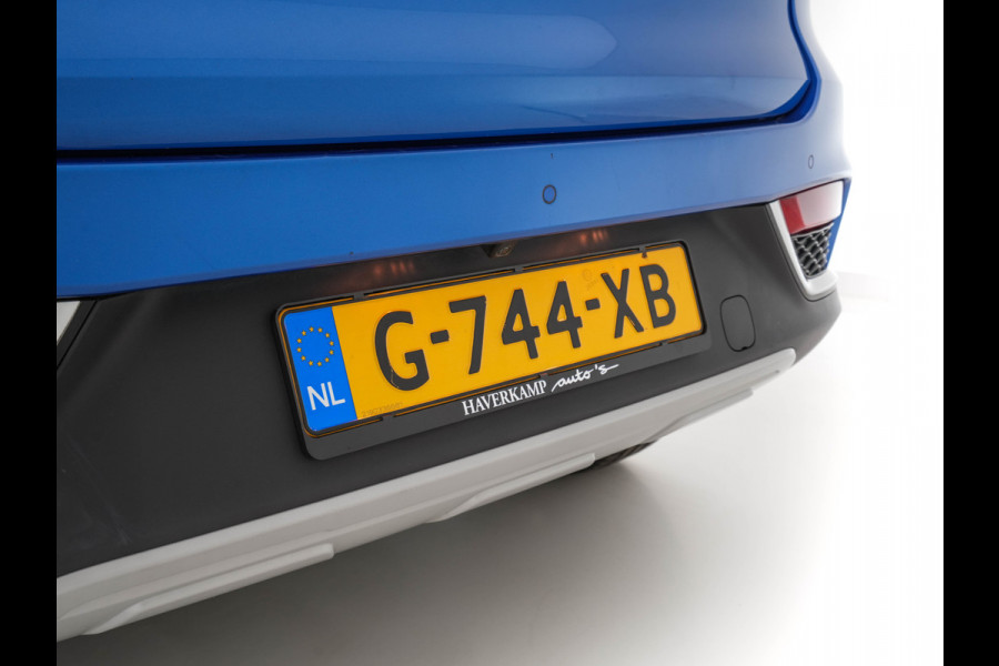 MG ZS EV Luxury 45 kWh (INCL-BTW) *PANO | FULL-LEATHER | CCS-FASTLOADER | KEYLESS | NAVI-FULLMAP | ADAPTIVE-CRUISE | CAMERA | HEATED-SPORT-SEATS | CARPLAY | BLINDSPOT | DAB | LANE-ASSIST | 17"ALU*