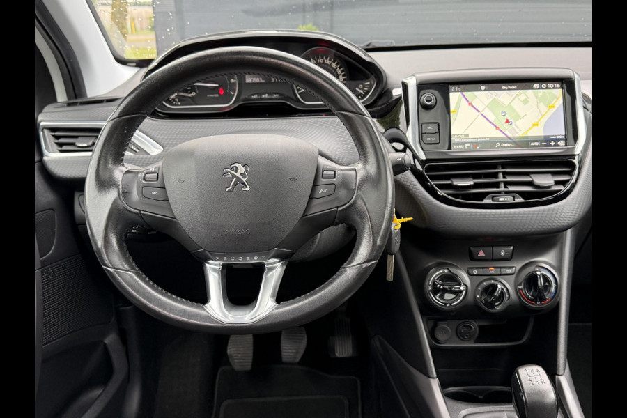 Peugeot 2008 1.2 PureTech Blue Lion Pano,Navi,Pdc,110pk,Airco,Cruise,Lm velgen,4 Nieuwe Banden,Apk tot 07-2026