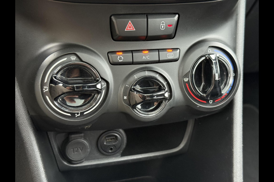 Peugeot 2008 1.2 PureTech Blue Lion Pano,Navi,Pdc,110pk,Airco,Cruise,Lm velgen,4 Nieuwe Banden,Apk tot 07-2026