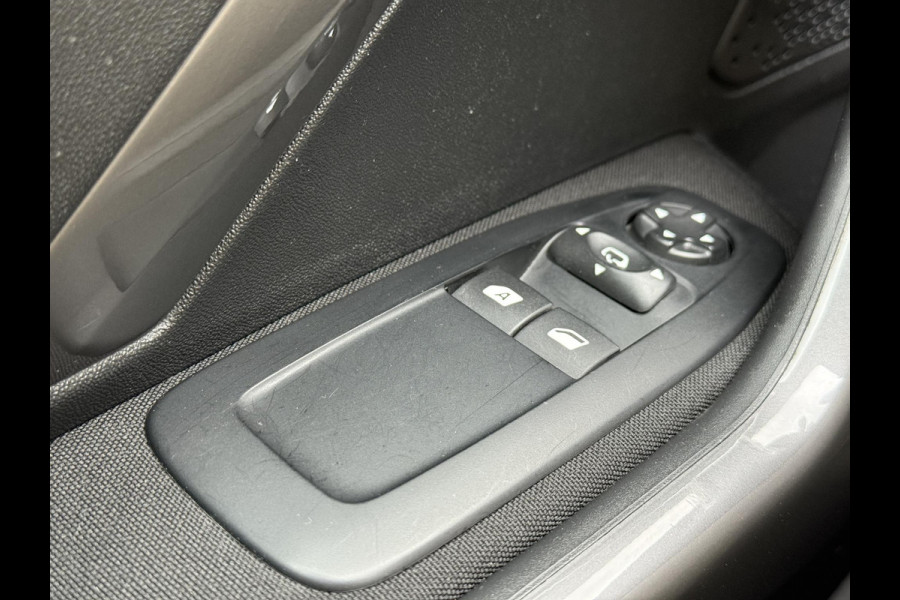 Peugeot 2008 1.2 PureTech Blue Lion Pano,Navi,Pdc,110pk,Airco,Cruise,Lm velgen,4 Nieuwe Banden,Apk tot 07-2026