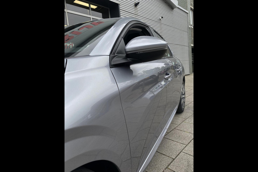 Peugeot 208 1.2 PureTech Active Pack - Navigatie/Apple CarPlay I Airco I LED I PDC I 30.000 KM -Dealer onderhouden