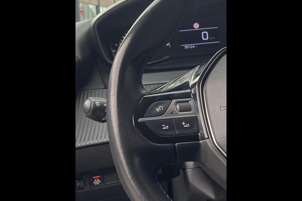 Peugeot 208 1.2 PureTech Active Pack - Navigatie/Apple CarPlay I Airco I LED I PDC I 30.000 KM -Dealer onderhouden