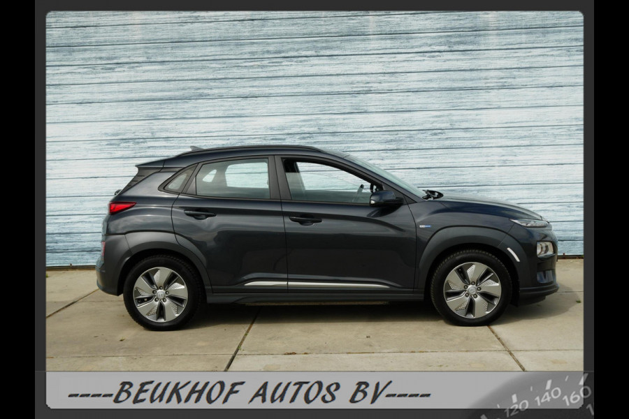 Hyundai Kona EV Comfort 64 kWh Carplay Navi Camera Cruise