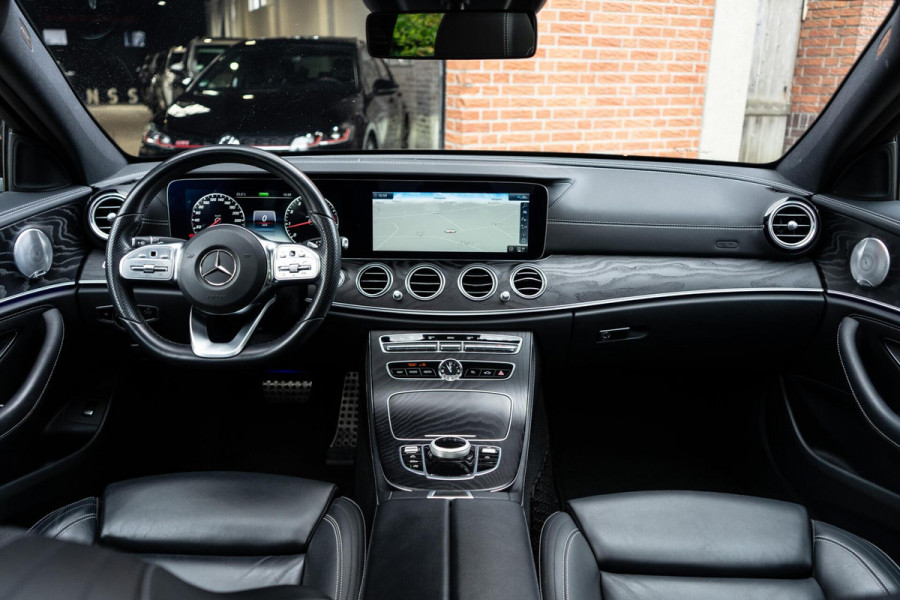 Mercedes-Benz E-Klasse 350 AMG Pano / Burmester / Camera