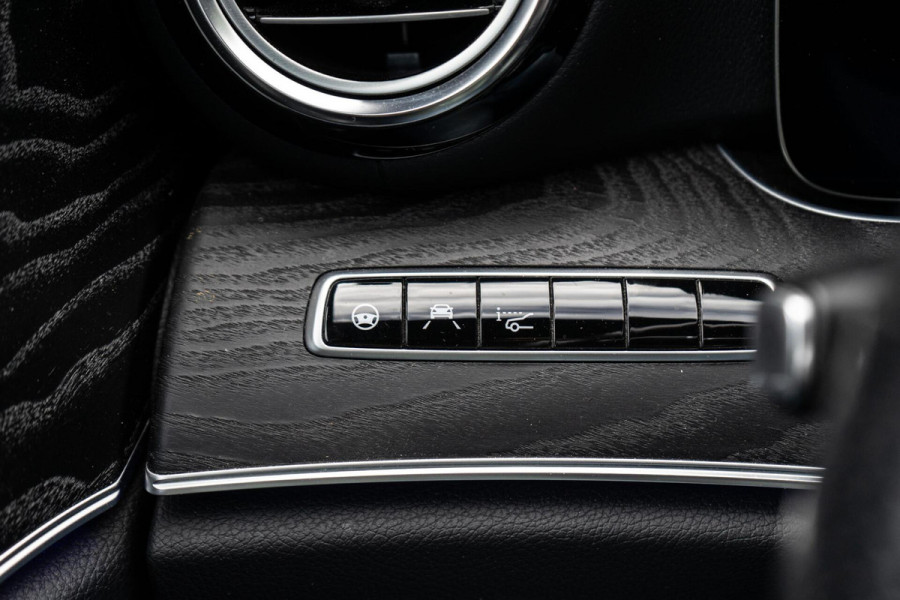 Mercedes-Benz E-Klasse 350 AMG Pano / Burmester / Camera