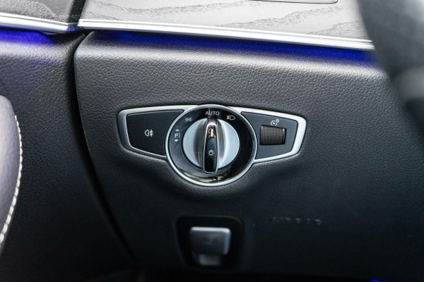 Mercedes-Benz E-Klasse 350 AMG Pano / Burmester / Camera