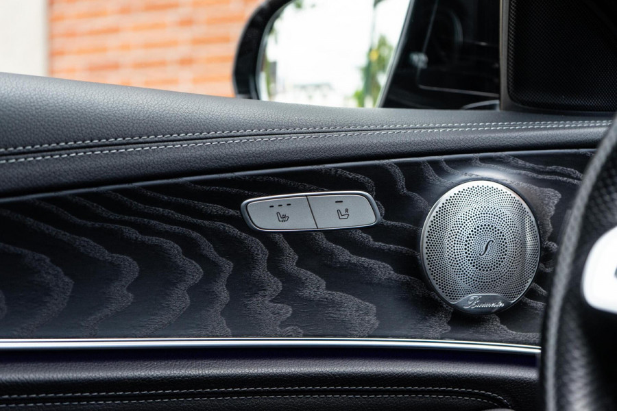 Mercedes-Benz E-Klasse 350 AMG Pano / Burmester / Camera