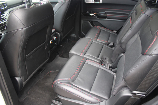 Ford Explorer 3.0 V6 EcoBoost 457PK PHEV ST-Line | 4 Jaar garantie | Trekhaak | Panoramadak | BLIS | Full Options