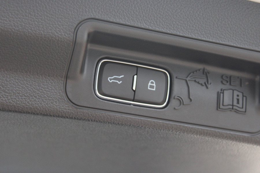 Ford Explorer 3.0 V6 EcoBoost 457PK PHEV ST-Line | 4 Jaar garantie | Trekhaak | Panoramadak | BLIS | Full Options