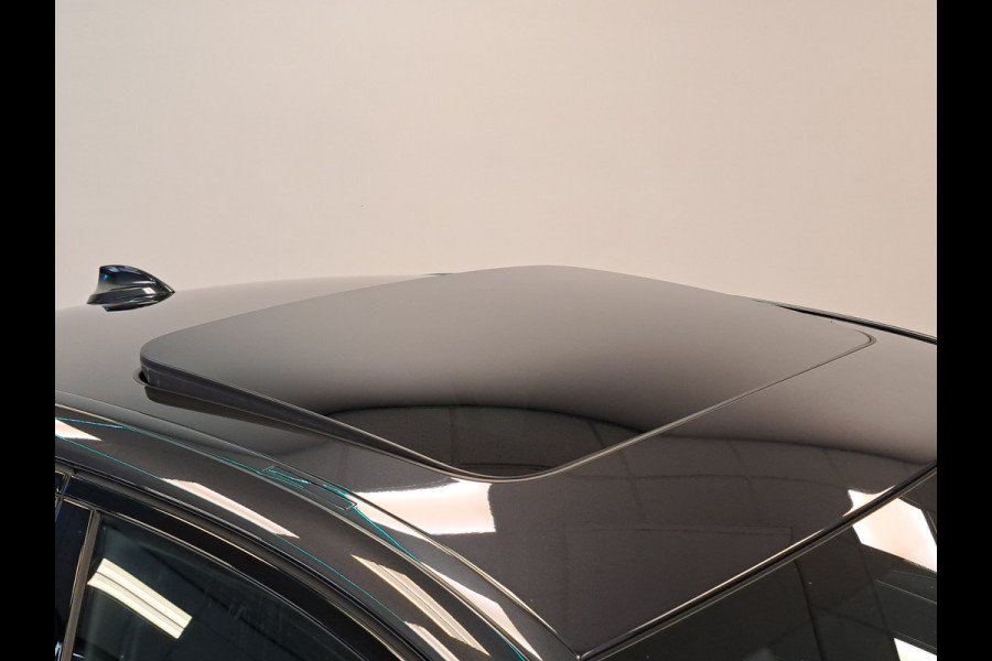 BMW 5 Serie 545e xDrive High Executive Edition M-sport Schuif/kantel dak Harman/Kardon