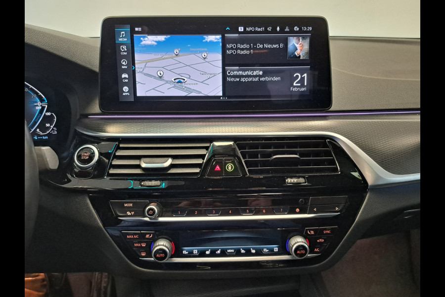 BMW 5 Serie 545e xDrive High Executive Edition M-sport Schuif/kantel dak Harman/Kardon