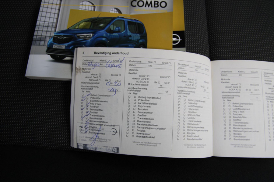 Opel Combo 1.5D L1H1 Edition / Camera / Trekhaak / Stuur verwarming / App connect