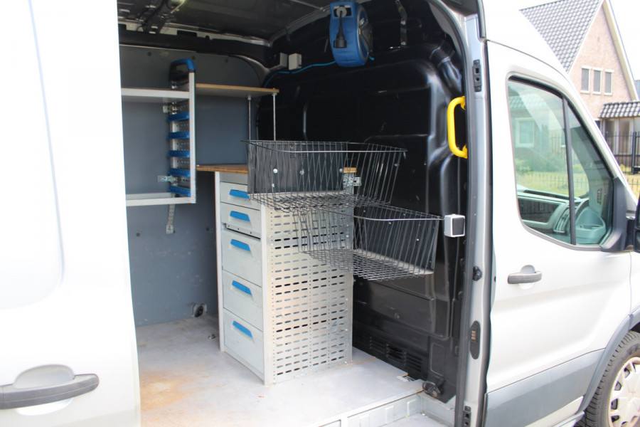 Ford Transit 350 2.0 TDCI 130PK Euro6 L2H2 RWD Trend Service bus /  Werkplaats Sortimo inrichting