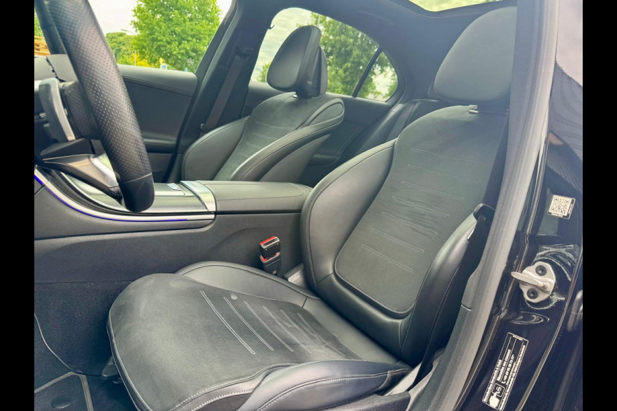 Mercedes-Benz C-Klasse 300 AMG Line Pano 258PK Dealer OH Fabrieksgarantie