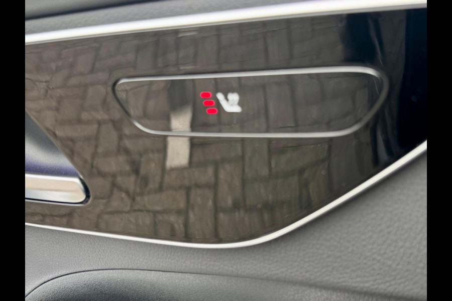 Mercedes-Benz C-Klasse 300 AMG Line Pano 258PK Dealer OH Fabrieksgarantie