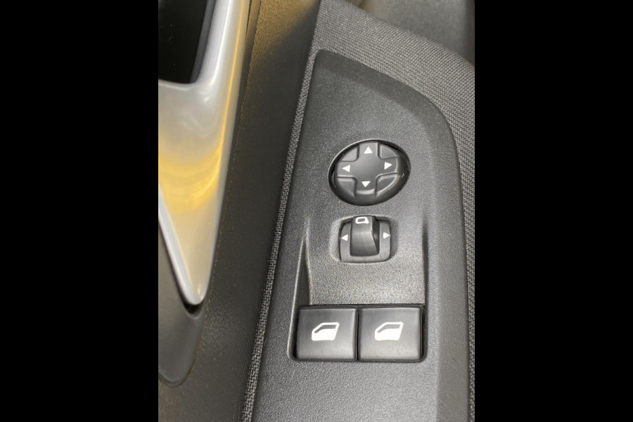 Peugeot 208 1.2 PureTech Big Cheese Edition - Navigatie/Apple CarPlay I Airco I LED I PDC I 51.000 KM - Dealer onderhouden