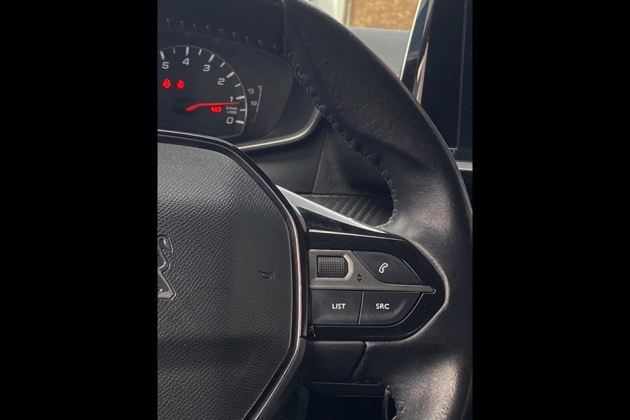 Peugeot 208 1.2 PureTech Big Cheese Edition - Navigatie/Apple CarPlay I Airco I LED I PDC I 51.000 KM - Dealer onderhouden