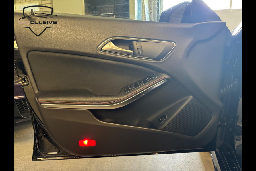 Mercedes-Benz CLA-Klasse 180 Business Solution AMG PANO | STOELVERWARMING | CAMERA