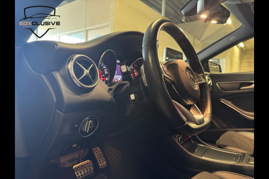 Mercedes-Benz CLA-Klasse 180 Business Solution AMG PANO | STOELVERWARMING | CAMERA