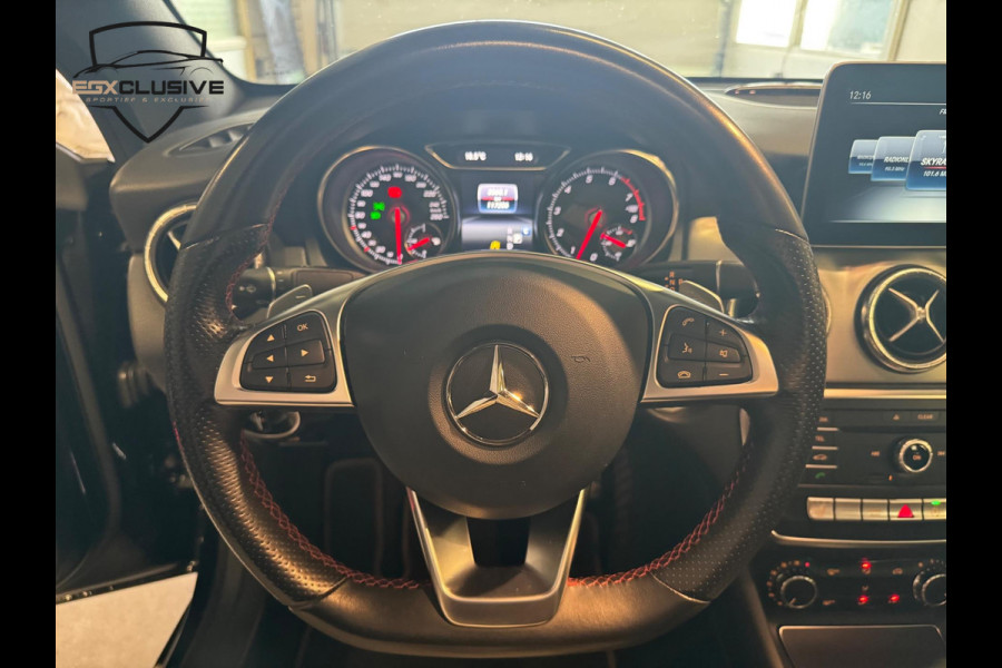 Mercedes-Benz CLA-Klasse 180 Business Solution AMG PANO | STOELVERWARMING | CAMERA