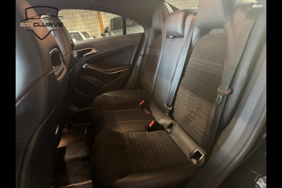Mercedes-Benz CLA-Klasse 180 Business Solution AMG PANO | STOELVERWARMING | CAMERA
