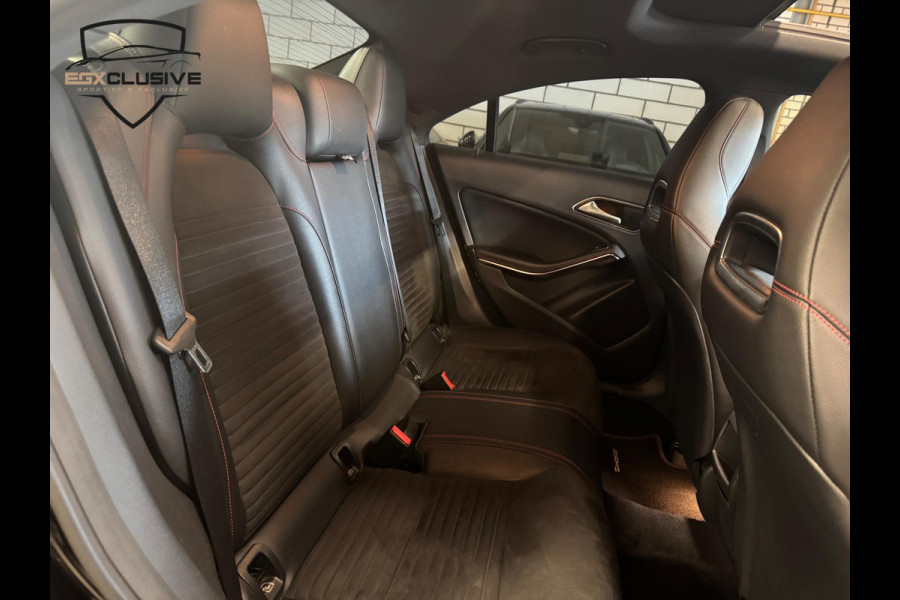 Mercedes-Benz CLA-Klasse 180 Business Solution AMG PANO | STOELVERWARMING | CAMERA