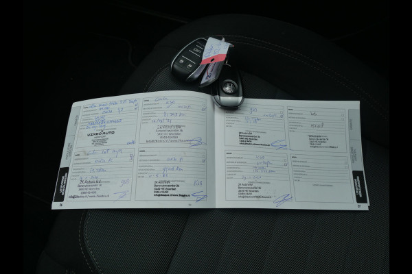 Alfa Romeo Giulia 2.0T SUPER | AUTOMAAT | NAVIGATIE | KEYLESS | DAB | 19 INCH | NL-AUTO!!