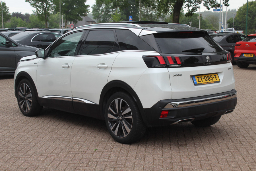 Peugeot 3008 1.6 PureTech GT Line / Panoramdak / Camera / Navigatie / 19'' / Keyless / Half leder / Focal Audio / Dodehoek / Cruise Control