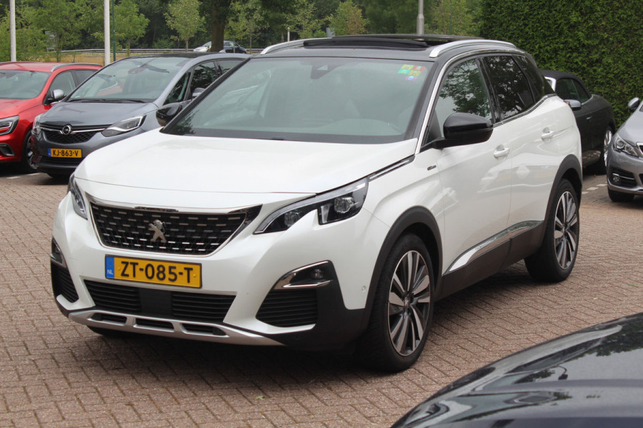 Peugeot 3008 1.6 PureTech GT Line / Panoramdak / Camera / Navigatie / 19'' / Keyless / Half leder / Focal Audio / Dodehoek / Cruise Control