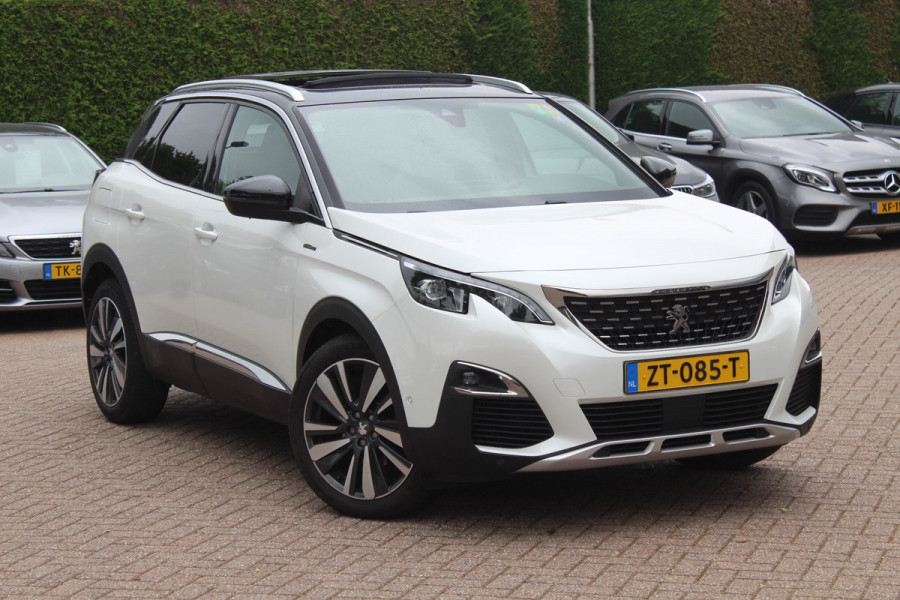 Peugeot 3008 1.6 PureTech GT Line / Panoramdak / Camera / Navigatie / 19'' / Keyless / Half leder / Focal Audio / Dodehoek / Cruise Control