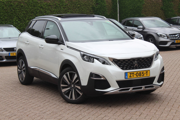 Peugeot 3008 1.6 PureTech GT Line / Panoramdak / Camera / Navigatie / 19'' / Keyless / Half leder / Focal Audio / Dodehoek / Cruise Control