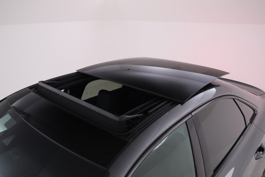 Audi A3 Limousine 30 TFSI S edition Nardo! S-line, Virtual, Climate, Apple carplay / Android auto.