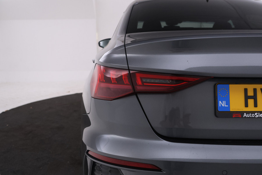 Audi A3 Limousine 30 TFSI S edition Nardo! S-line, Virtual, Climate, Apple carplay / Android auto.