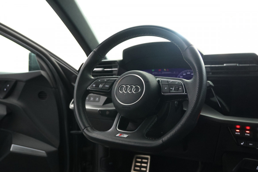 Audi A3 Limousine 30 TFSI S edition Nardo! S-line, Virtual, Climate, Apple carplay / Android auto.