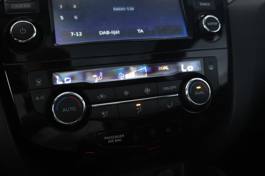 Nissan QASHQAI 1.2 N-Connecta Navigatie, Airco, Trekhaak